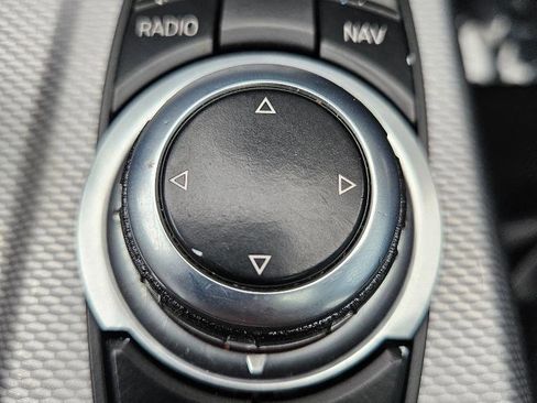 Used 2013 BMW 550i xDrive Sedan image 46