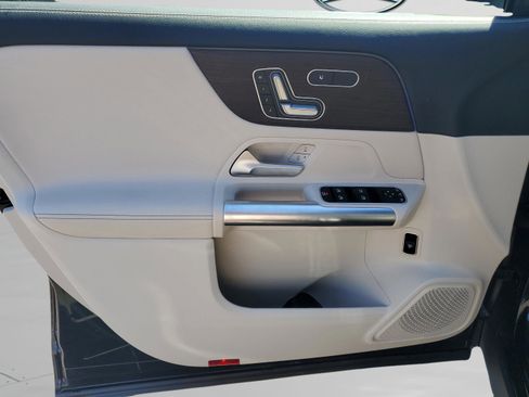 Certified 2025 Mercedes-Benz GLA 250 GLA 250 image 16