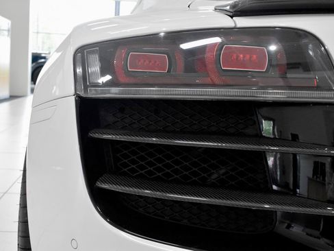 Used 2012 Audi R8 V10 AWD/4WD image 14