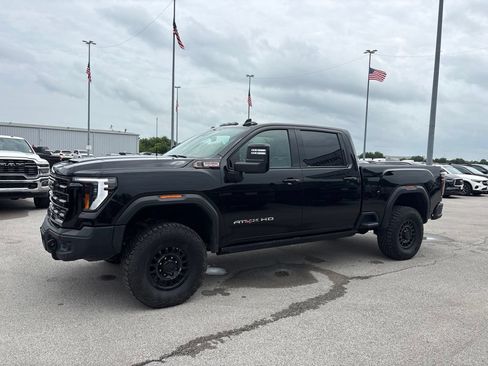 Used 2024 GMC Sierra 2500 AT4X w/ AT4X AEV Edition AWD/4WD image 18