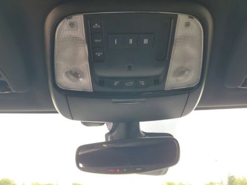 Used 2023 Dodge Durango R/T AWD/4WD image 25