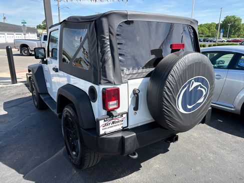 Used 2014 Jeep Wrangler Sport w/ Quick Order Package 23S AWD/4WD image 4