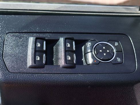 Used 2018 Ford F150 Platinum w/ Equipment Group 701A Luxury image 18