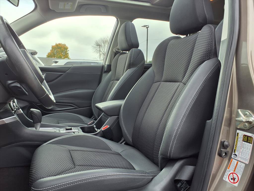 Used 2019 Subaru Forester Premium AWD/4WD image 6