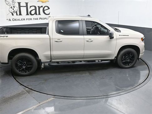 New 2026 Chevrolet Silverado 1500 RST w/ Dark Appearance Package image 17