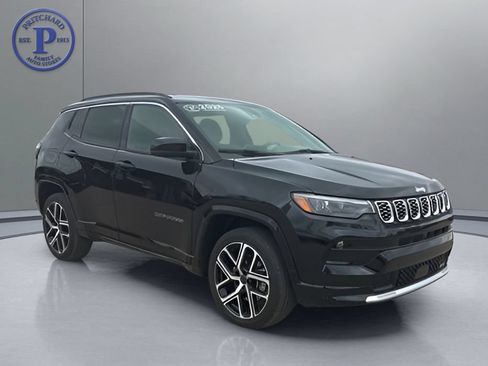 Used 2025 Jeep Compass Limited w/ Elite Group AWD/4WD image 1