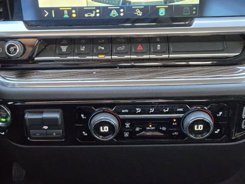 Used 2024 Chevrolet Silverado 3500 LT w/ Safety Package image 20