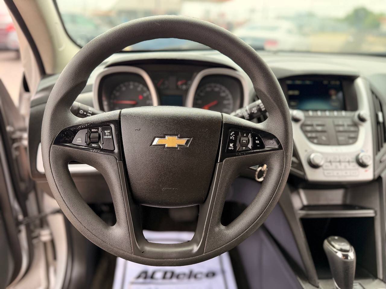 Used 2017 Chevrolet Equinox LS FWD image 18