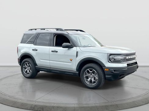 Used 2022 Ford Bronco Sport Badlands AWD/4WD image 2