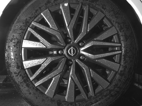 Used 2025 Nissan Altima 2.5 SV image 15