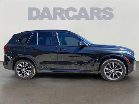 Used 2024 BMW X5 xDrive40i w/ M Sport Package AWD/4WD image 7