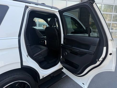 Used 2023 Ford Expedition Limited RWD image 37
