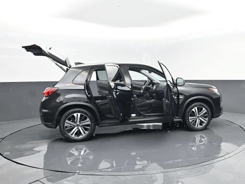 Used 2025 Mitsubishi Outlander Sport ES AWD/4WD image 27