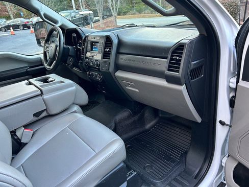 Used 2018 Ford F250 XL w/ XL Value Package image 37