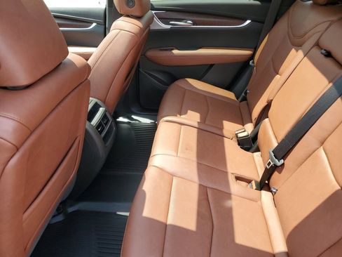 Used 2025 Cadillac XT5 Premium Luxury w/ LPO, Floor Liner Package AWD/4WD image 26
