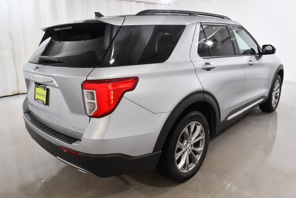 Used 2023 Ford Explorer XLT w/ Equipment Group 202A AWD/4WD image 11