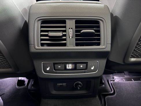Used 2024 Audi SQ5 Prestige AWD/4WD image 27