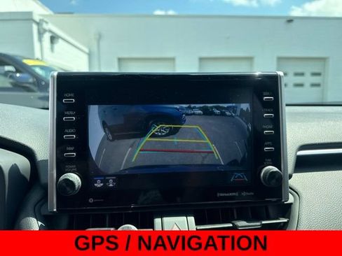 Used 2022 Toyota RAV4 SE w/ Convenience Package AWD/4WD image 5