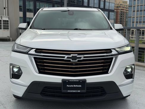 Used 2023 Chevrolet Traverse High Country AWD/4WD image 6