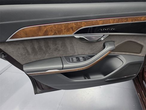 Used 2019 Audi A8 L 3.0T image 18