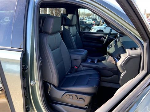 Used 2024 Chevrolet Tahoe RST w/ Sport Performance Package image 8