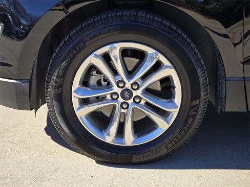 Used 2018 Ford Edge SEL w/ Equipment Group 201A image 17