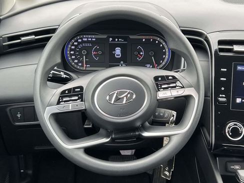 Certified 2024 Hyundai Tucson SE image 13