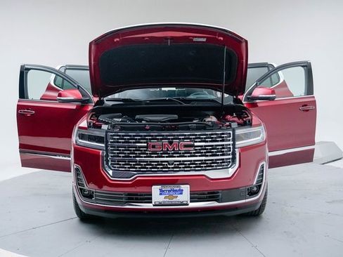 Used 2023 GMC Acadia Denali w/ Denali Technology Package image 15