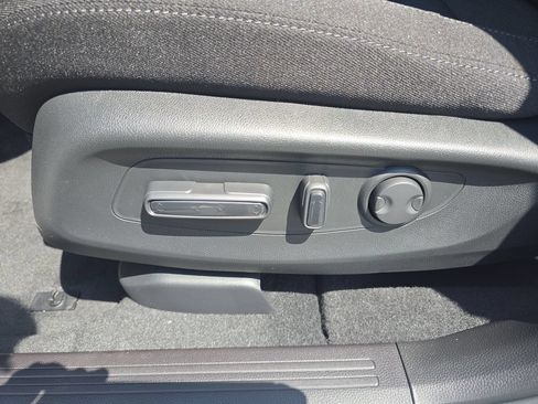 New 2026 Honda CR-V EX image 9