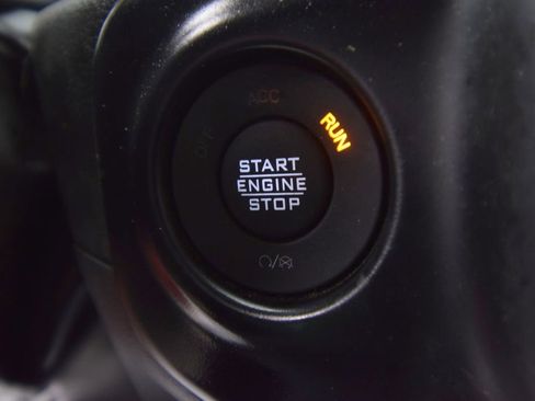 Used 2023 Jeep Wrangler Unlimited Sport image 35