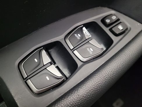 Used 2018 Hyundai Santa Fe SE image 27