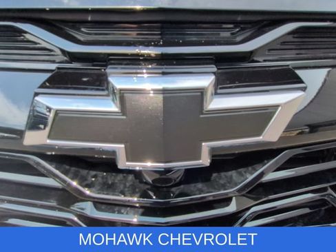 Used 2026 Chevrolet Equinox RS w/ Convenience Package III AWD/4WD image 32