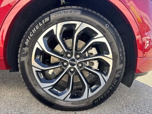 New 2026 Lincoln Nautilus Reserve image 8