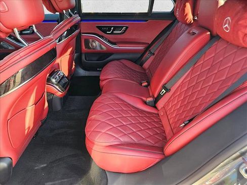 New 2026 Mercedes-Benz S 580 4MATIC Sedan image 16