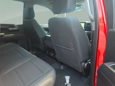 Used 2023 Chevrolet Silverado 1500 RST AWD/4WD image 24