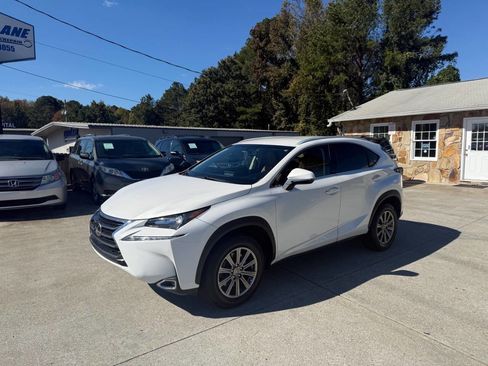 Used 2017 Lexus NX 200t FWD image 3