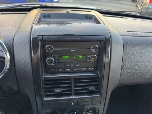 Used 2008 Ford Explorer Sport Trac XLT image 13