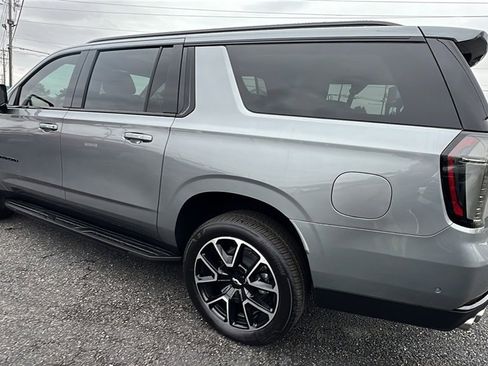 New 2026 Chevrolet Suburban RST w/ Comfort Package image 7