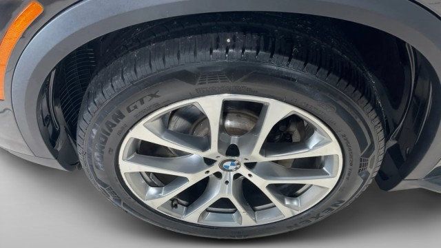 Used 2023 BMW X5 xDrive40i AWD/4WD image 9