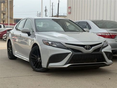 Used 2024 Toyota Camry XSE image 2