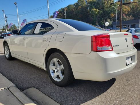 Used 2009 Dodge Charger SE image 7