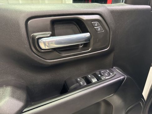 Used 2022 Chevrolet Silverado 1500 Custom AWD/4WD image 25