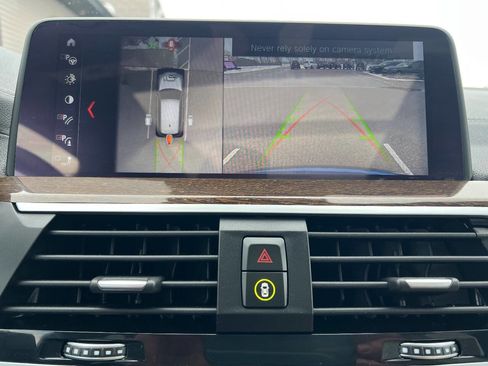 Used 2018 BMW X3 M40i image 10