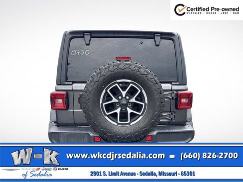 Certified 2025 Jeep Wrangler Unlimited Rubicon AWD/4WD image 9