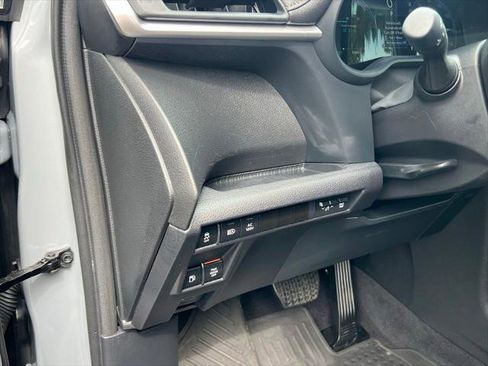 Certified 2025 Toyota Sienna XLE Woodland Edition AWD/4WD image 14