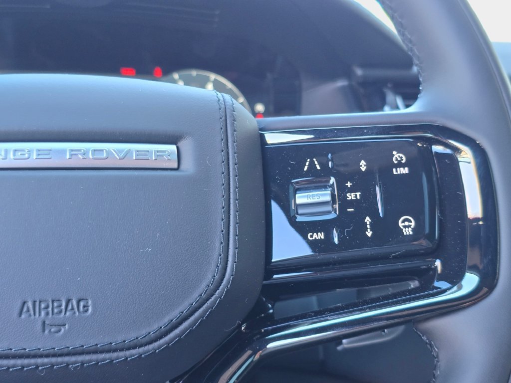New 2026 Land Rover Range Rover Velar S AWD/4WD image 18