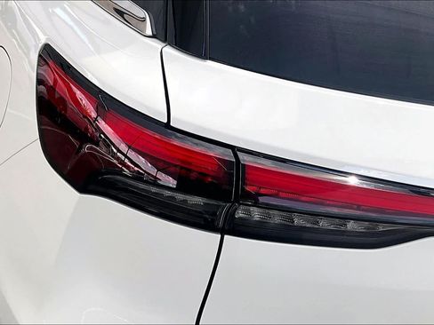 Used 2025 INFINITI QX60 Pure FWD image 29