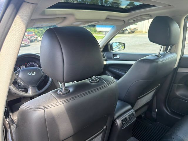 Used 2011 INFINITI G37 x Sedan w/ Premium Pkg AWD/4WD image 18