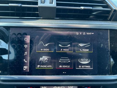 Used 2022 Audi Q3 2.0T Premium Plus image 24