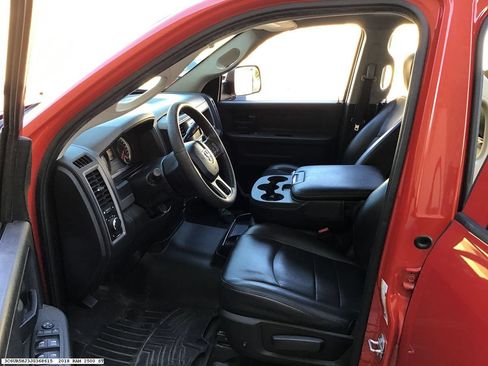 Used 2018 RAM 2500 Tradesman w/ Chrome Appearance Group AWD/4WD image 8